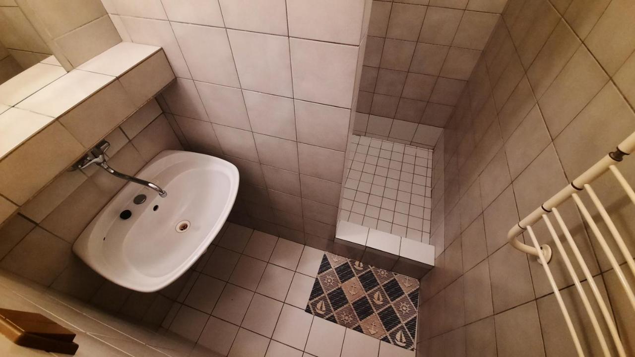 Hotel Kristl Pardubice Luaran gambar